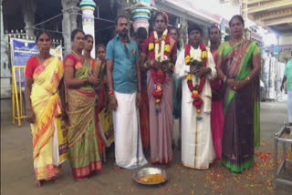 man-who-became-a-woman-for-love-dot-the-wedding-took-place-in-dindigul