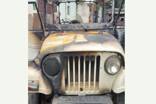 two groups clashed in Baran, jeep burnt, assault with policemen as well