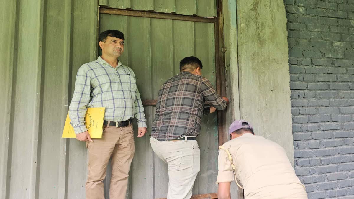 District Development Authority sealed the building