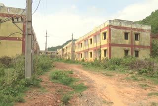 YSRCP Govt Neglect of Hudhud Houses