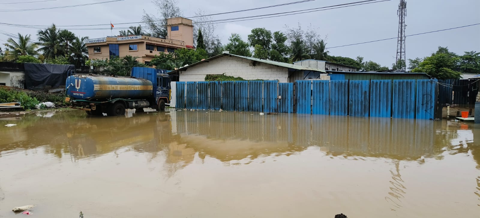 Heavy rain in Karwar