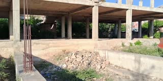 ترال منی سیکریٹریٹ کی عمارت برسوں سے تشنہ تکمیل