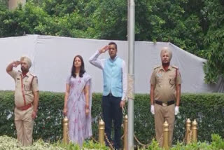 Chandigarh Municipal Corporation celebrated Independence Day - Mayor Anup Gupta hoisted the tricolor