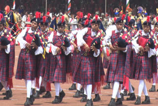 Womens Bagpiper Band