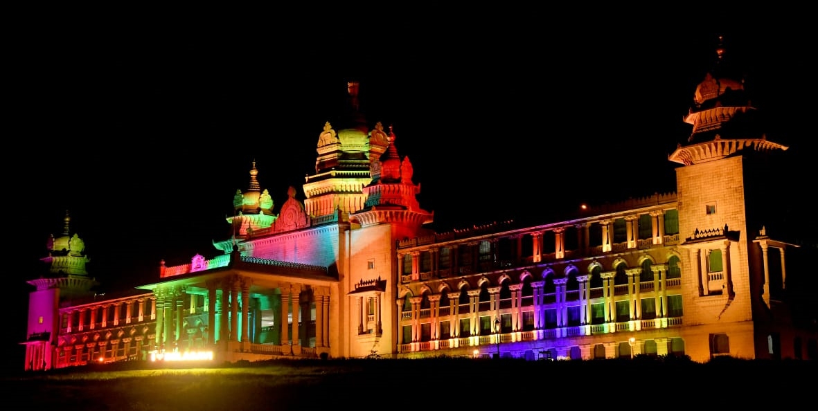 ಮಿರಿ ಮಿರಿ ಮಿಂಚಿದ ಬೆಳಗಾವಿಯ ಸುವರ್ಣ ವಿಧಾನಸೌಧ