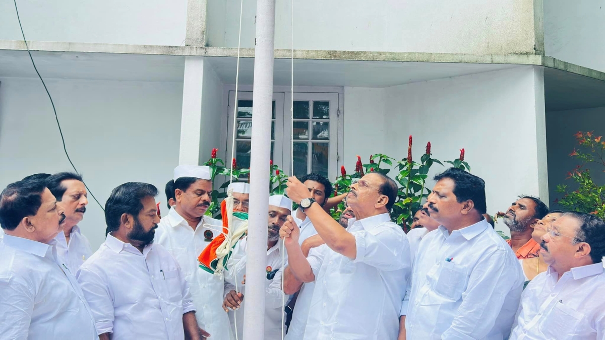 KERALA INDEPENDENCE DAY CELEBRATION  CM HOISTED FLAG IN TRIVANDRUM  TRIVANDRUM INDEPENDENCE DAY 2024  സ്വാതന്ത്ര്യദിനം 2024