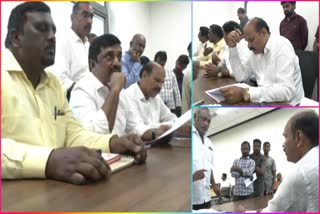 Former_Minister_Vidadala_Rajini_Victims_at_TDP_Central_Office