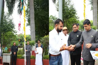 INDORE MAYOR HOISTED FLAG