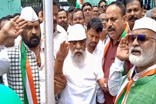 SHIBU SOREN HOISTED NATIONAL FLAG