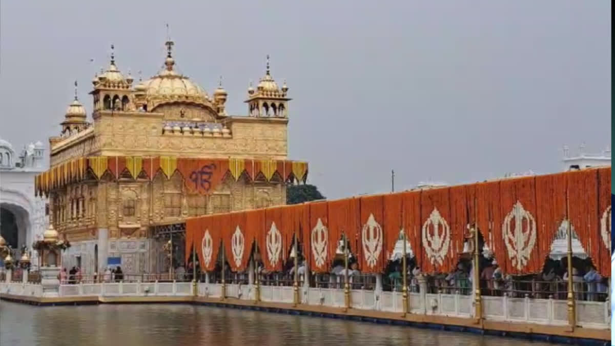 Sri Harmandir Sahib decorated with flowers on the occasion of Prakash Purab of Sri Guru Granth Sahib