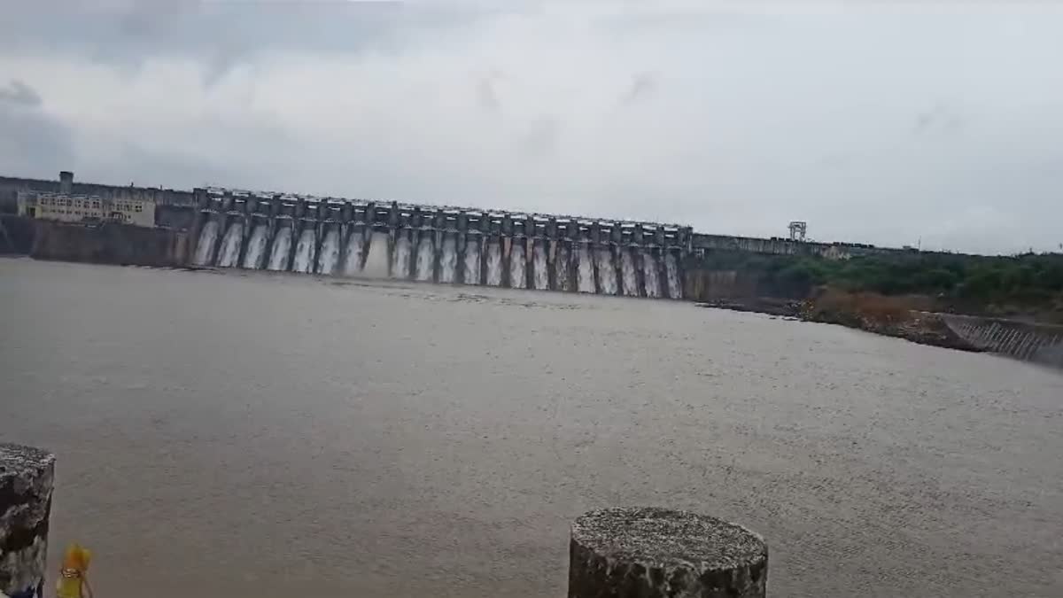 Bargi Dam 7 Gates Opened