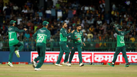 Trolls Against Pakistan Cricket Team  Fans Trolling Pakistan Cricket Team  Asia Cup 2023  Pakistan Cricket Team  ICC ODI Ranking  Babar Azam  Babar Azam Trolls  ഏഷ്യ കപ്പ്  പാകിസ്ഥാന്‍ ക്രിക്കറ്റ്  പാകിസ്ഥാന്‍  പാകിസ്ഥാന്‍ ക്രിക്കറ്റ് ടീം ട്രോള്‍