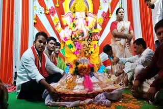 Muslim Gave 216kg of Laddu to Ganesha in Warangal