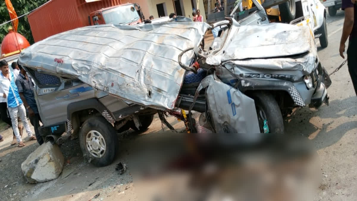 collision between truck and jeep in Rajasthan