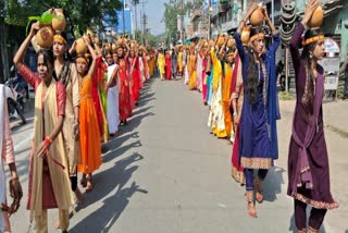 Kalash Yatra was taken out on occasion of Durga Puja in Pachamba Giridih