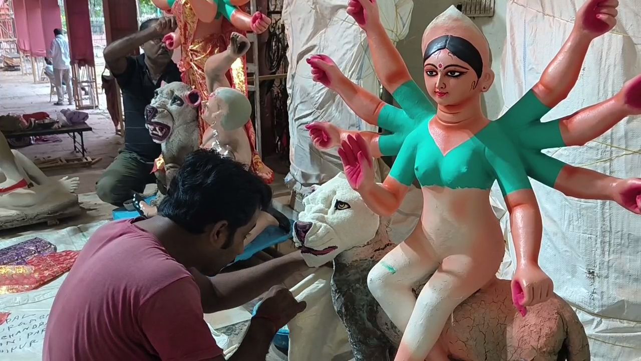 Bengali Artisans Prepared Durga Pandal Idols