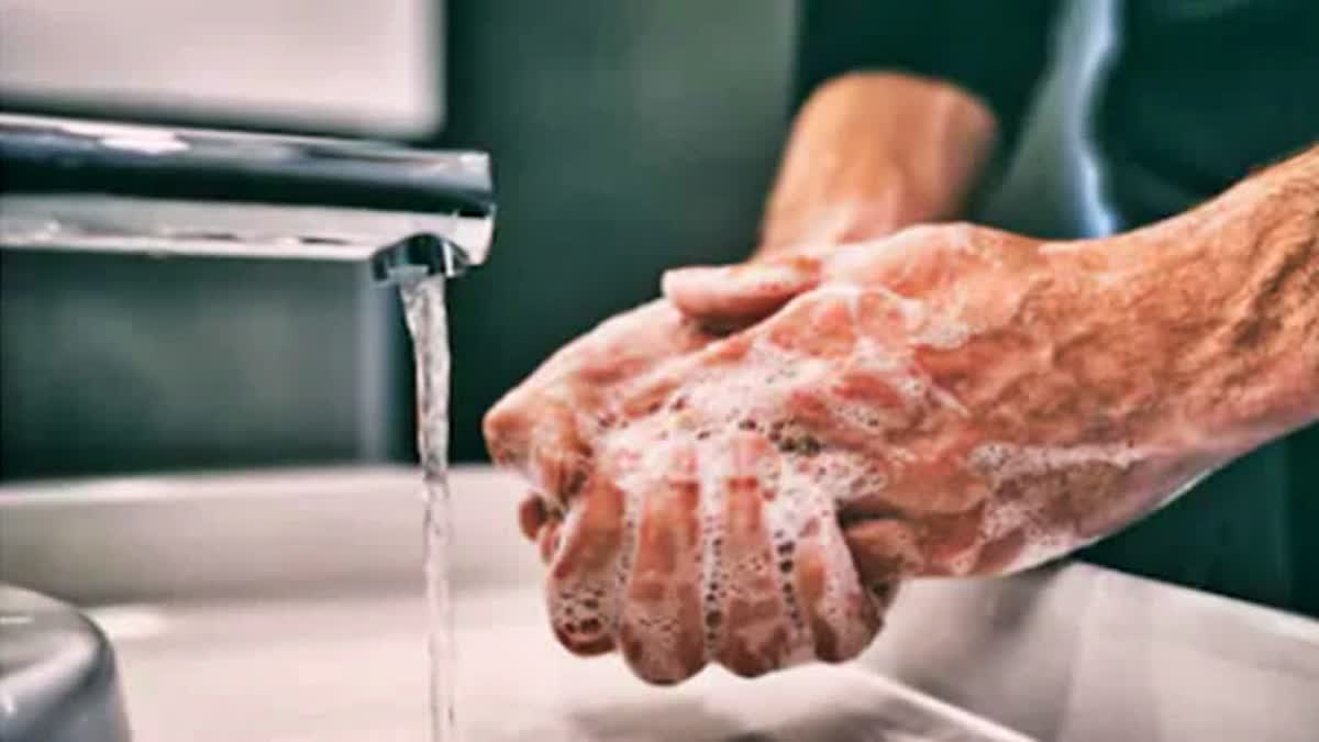 STORY ABOUT HAND WASHING