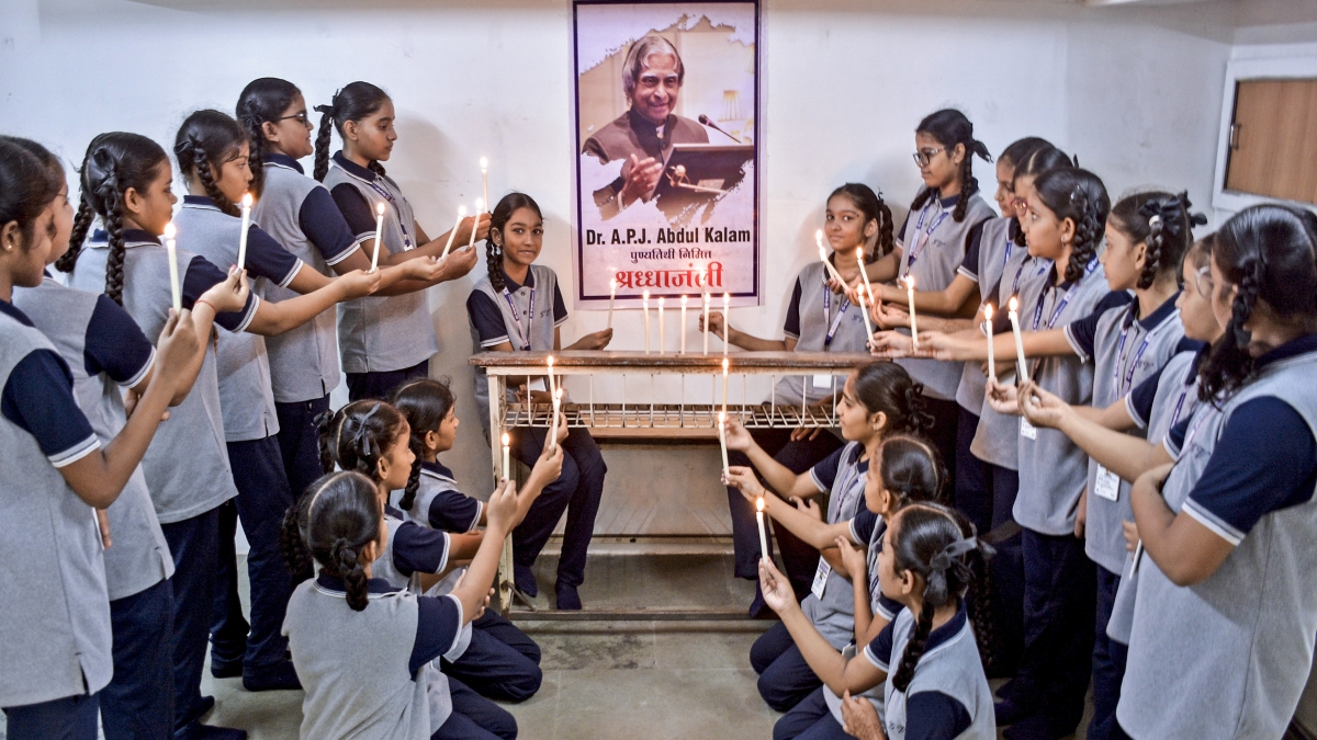 ABDUL KALAM  അബ്‌ദുല്‍ കലാം  ഇന്ത്യയുടെ ജനപ്രിയ രാഷ്‌ട്രപതി  MISSILEMAN