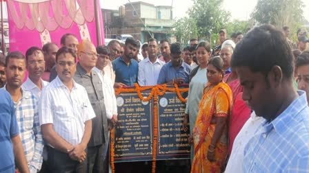 foundation-stone-laid-for-two-yojana-in-barkagaon-hazaribag