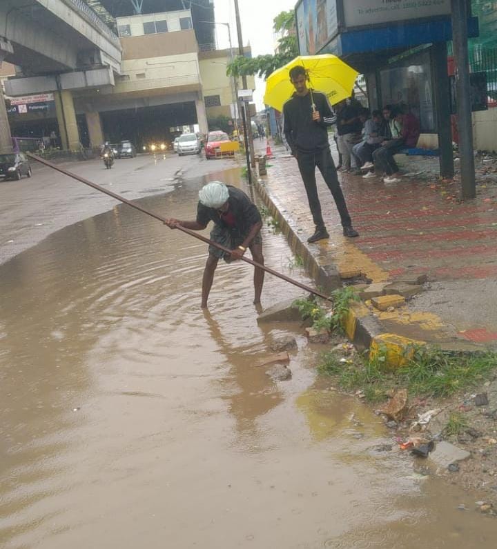 Heavy Rain In Bengaluru: BBMP Chief Commissioner Tushar Girinath Notice To Authorities