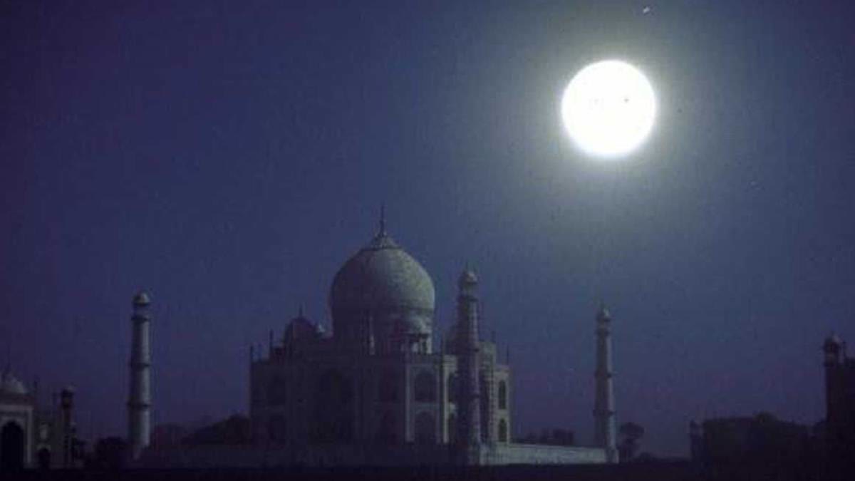 A view of Taj Mahal Full Moon Night View On Sharad Purnima