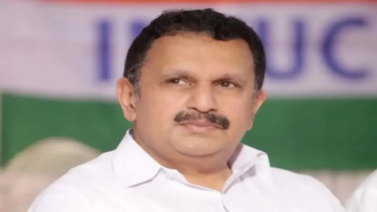 കോൺഗ്രസ്  യൂത്ത് കോൺഗ്രസ്  Youth Congress election  K Muraleedharan  കെ മുരളീധരൻ  കർഷക ആത്മഹത്യ  Farmer suicide  Congress  election  എം പി കോൺഗ്രസ് പുനഃസംഘടന  MP Congress Reorganization  K Muraleedharan on Youth Congress election