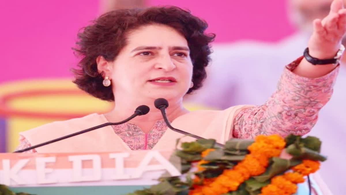 Priyanka Gandhi datia rally