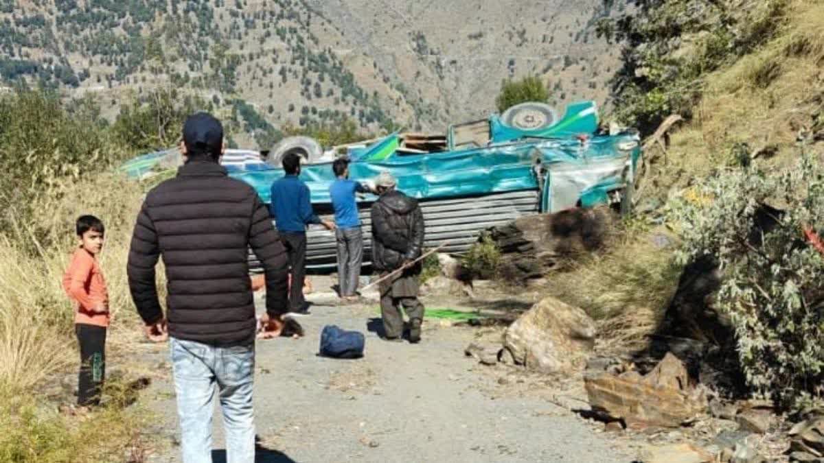 Bus Accident Death In Jammu Kashmir  Bus Accident In Doda  Kashmir  ജമ്മു കശ്‌മീരില്‍ ബസ് കൊക്കയിലേക്ക് മറിഞ്ഞു  Kashmir Bus Accident  കശ്‌മീരിലെ ദോഡയില്‍ ബസ് അപകടം  ദോഡയില്‍ ബസ് കൊക്കയിലേക്ക് മറിഞ്ഞു  ലെഫ്‌റ്റനന്‍റ് ഗവര്‍ണര്‍ മനോജ് സിൻഹ