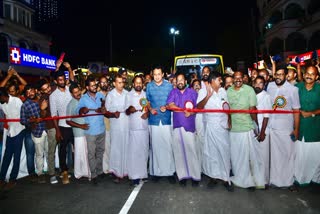 Guruvayur Railway Flyover  Chief Minister inaugurated  CM inaugurated  ഗുരുവായൂര്‍ റെയിൽവേ മേൽപ്പാലം യാഥാര്‍ഥ്യമായി  ഗുരുവായൂര്‍ റെയിൽവേ മേൽപ്പാലം  റെയിൽവേ മേൽപ്പാലം  കിഫ്ബി പദ്ധതി  kiifb projects  pinarayi vijay  ക്ഷേമ പ്രവർത്തനം  CM inaugurated Guruvayur Railway Flyover