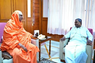 cm-siddaramaiah-visit-to-sutturu-math-in-bengaluru