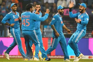 India Wins And Enter To World Cup Final  India into World Cup Final  India Beats New Zealand In Semi Final  India Books Berth On World Cup Final  India Marched To World Cup Final  ഇന്ത്യ ലോകകപ്പ് ഫൈനലില്‍  ന്യൂസിലാന്‍ഡിനെ തകര്‍ത്ത് ഇന്ത്യ  സെമിയും കടന്ന് ഇന്ത്യ  ഇത്തവണത്തെ ക്രിക്കറ്റ് ലോകകപ്പ് ആര് നേടും