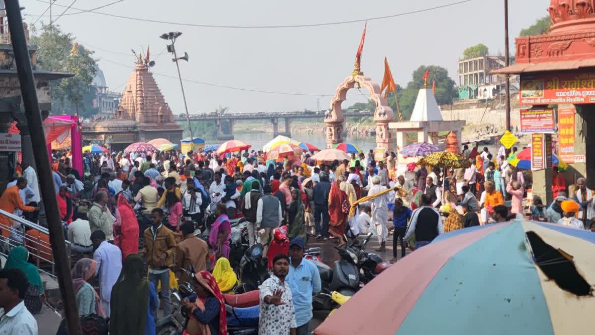 Kartik Purnima Bath