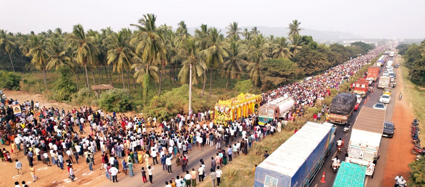 KARTHIKA POURNAMI IN ANNAVARAM