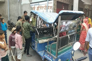 Toddler Drowned To Death After Garbage Van Collides With E-Rickshaw In UP's Aligarh