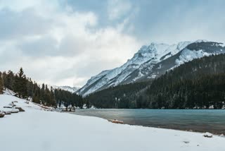 KASHMIR TRIP  KASHMIR HIDDEN WINTER DESTINATIONS  BEST WINTER TOURIST DESTINATIONS  PLACES TO VISIT KASHMIR IN WINTER