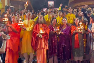 Anjali Tendulkar And Daughter Sara Tendulkar Ganga Aarti