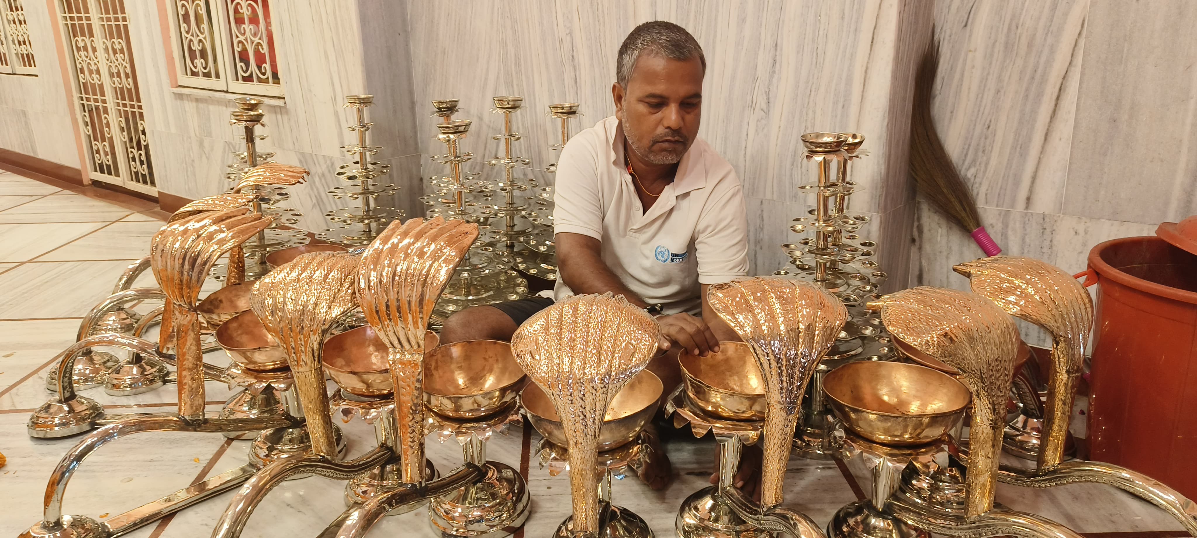 dev-diwali-deepawali-2024-date-kab-hai-muhurth-kartik purnima 25 lakh lamps lit in banaras varanasi