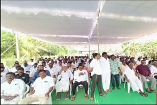 ysrcp_leaders_meeting_and_discuss_in_mla_ticket