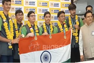 Junior science Olympiad champions bring laurels to Kota coaching institute