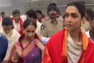 Deepika Padukone  Tirupati temple