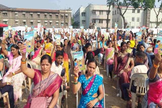 3066 parents tell stories to children in Pune in world record