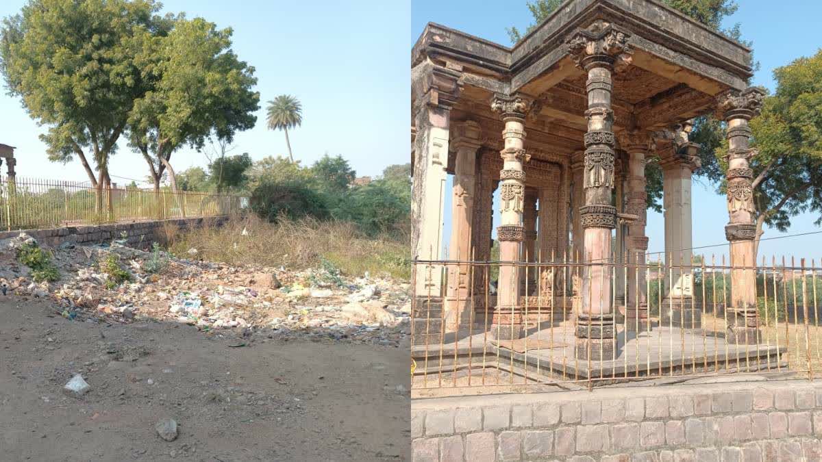 GHANTAI TEMPLE IN KHAJURAHO