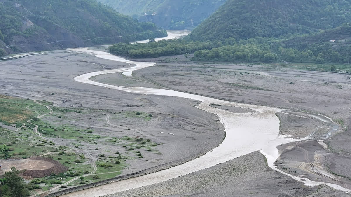 गिरि पावर प्रोजेक्ट में गिरा बिजली उत्पादन