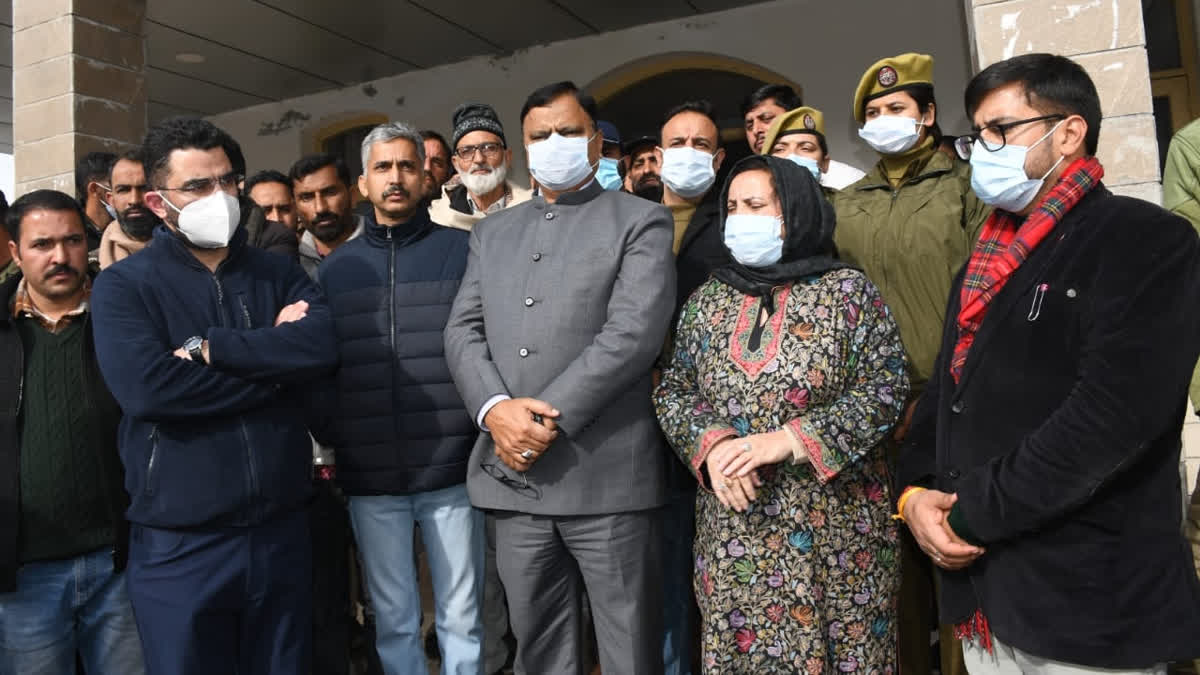 In a proactive response to the tragic deaths of seven persons at Budhaal village, allegedly caused by an unidentified illness, Ministers Sakeena Itoo and Javed Ahmed Rana visited Kotranka on Sunday to assess the situation and expedite relief measures.