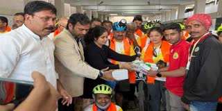 UJJAIN REACHED 88 CYCLISTS GROUP