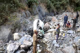 car accident in vikasnagar