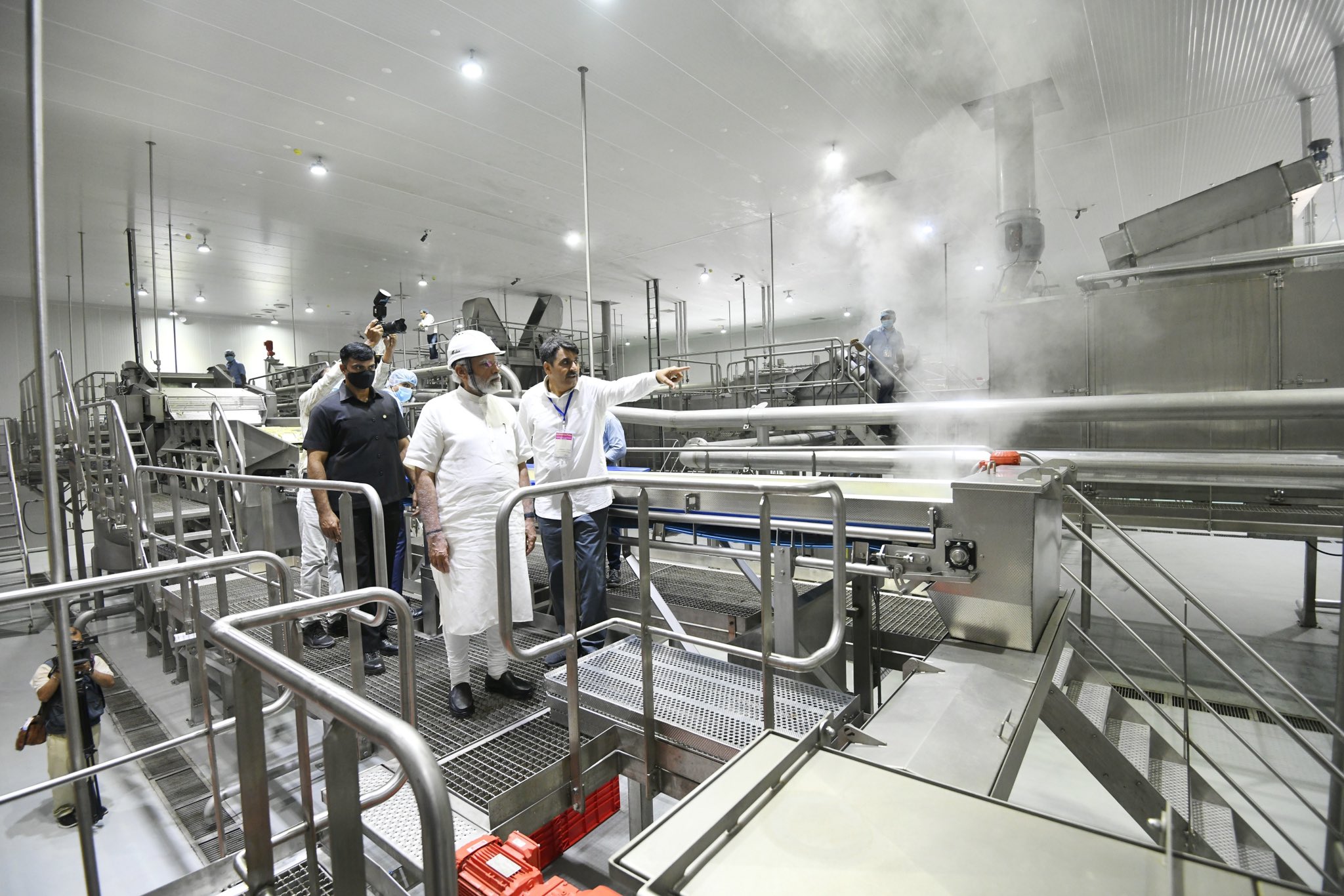 pm modi milk dairy opening