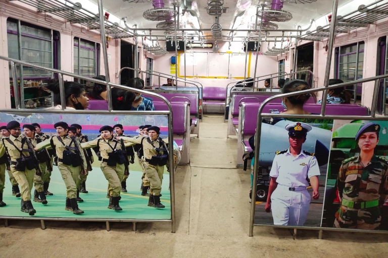 Pictures Painted on the Local Train. photo : Bhaktilata Das