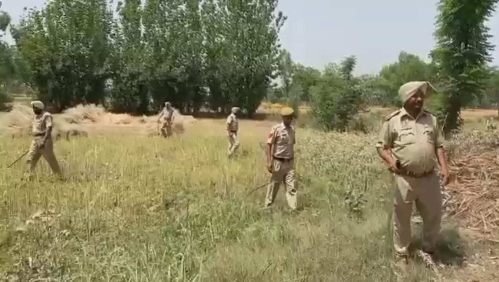 BSF ਦੀ ਆਦੀਆਂ ਪੋਸਟ ਤੇ ਦੇਰ ਰਾਤ ਡਰੋਨ ਵੇਖੇ ਜਾਣ ਤੋਂ ਬਾਅਦ ਬਾਰਡਰ ਤੇ ਕੀਤਾ ਜਾ ਰਿਹਾ ਸਰਚ ਆਪਰੇਸ਼ਨ