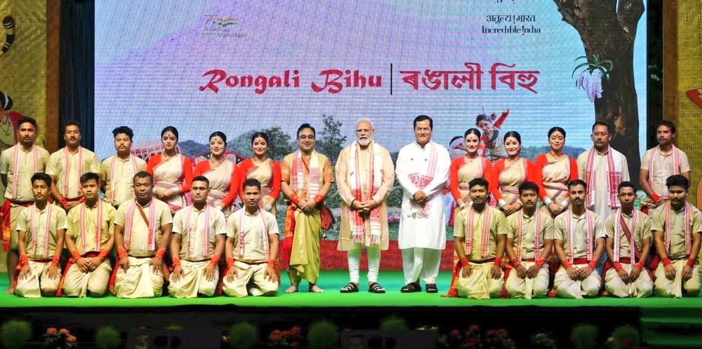 PM Narendra Modi attends Bihu function at Sonowal's residence